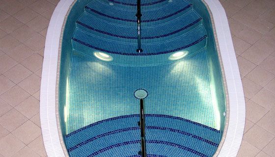 Diseño piscina tonificante de agua fria